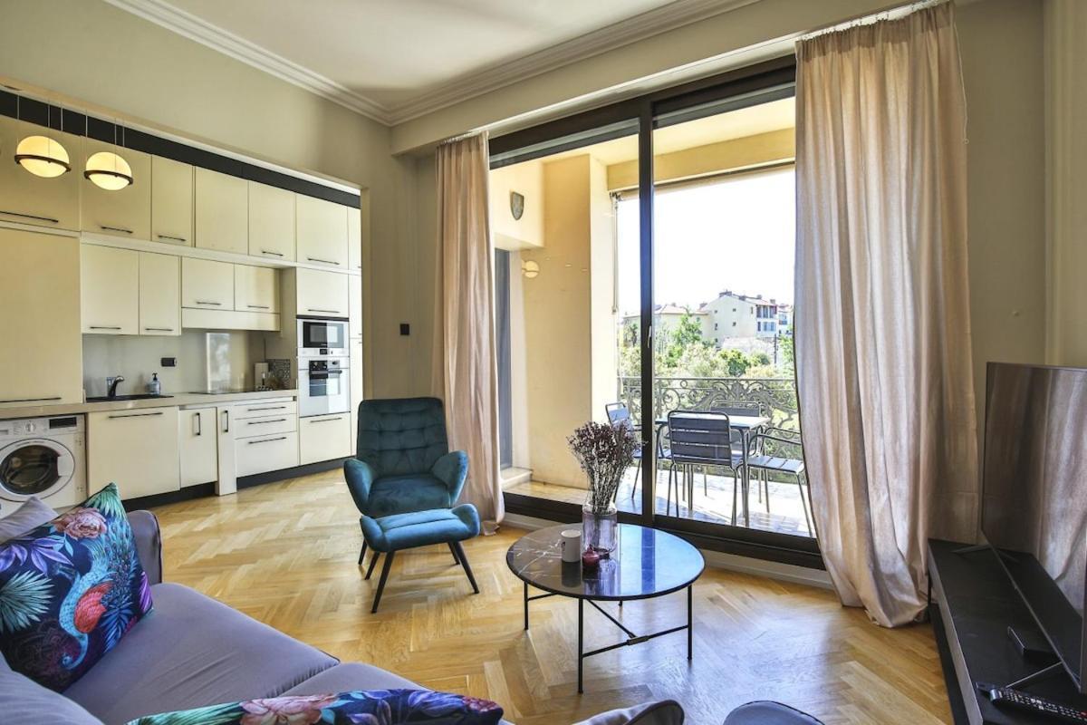 Balcon Vue Coulee Verte. Luxe Plein Coeur De Nice Exterior foto